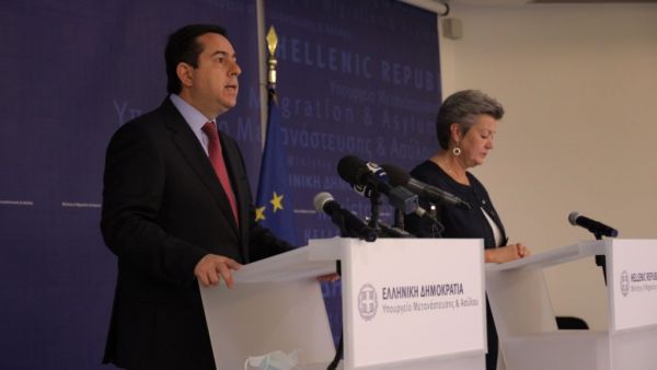 Μηταράκης : Δεν μπορούμε να δεχθούμε φαινόμενα σαν τη Μόρια ποτέ ξανά