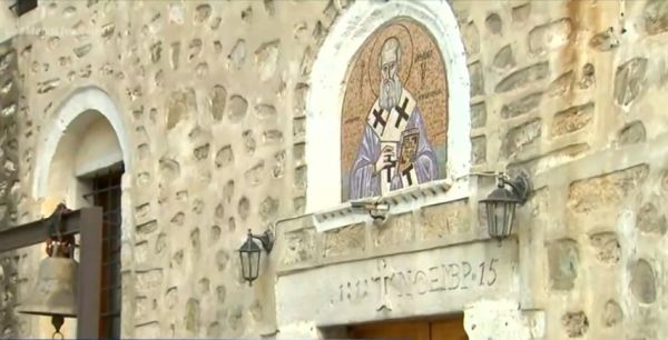 25η Μαρτίου : Στο εκκλησάκι όπου φυλακίστηκαν από τους Τούρκους και αφέθηκαν να πεθάνουν 100 γυναικόπαιδα