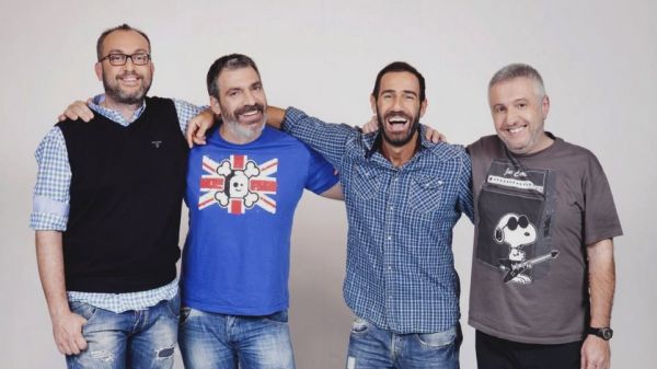 «Ράδιο Αρβύλα» : Ο κοροναϊός χτύπησε την «τετράδα» – Η ανακοίνωση του Αντώνη Κανάκη