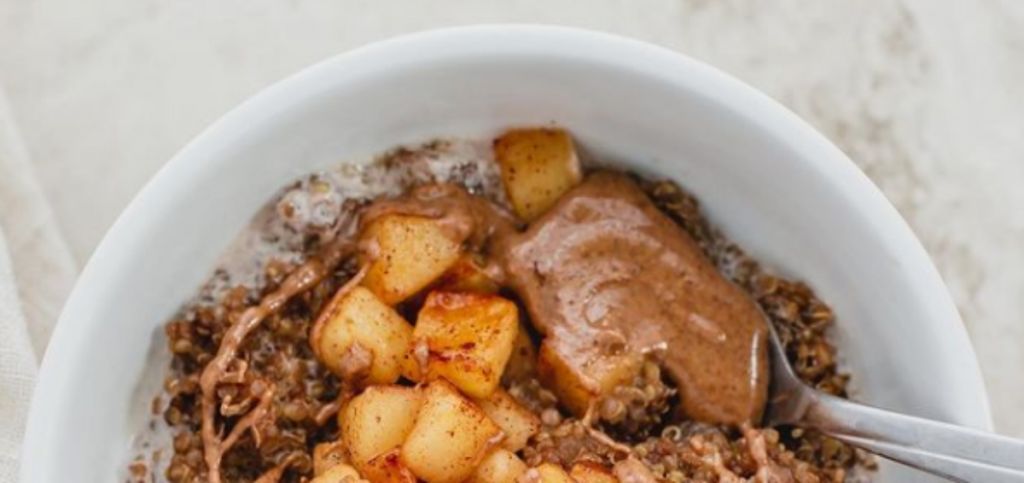 Σοκολατένια κινόα: Συνταγή για ένα νόστιμο και θρεπτικό πρωινό