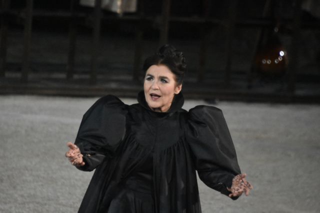 Κονιόρδου : Επιχείρησαν να με βιάσουν στα 15 μου – Η απάντηση στη Μενδώνη για Λιγνάδη