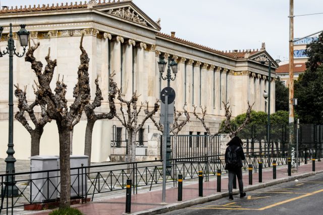 Lockdown : Σχέδιο για δίωρη παράταση της κυκλοφορίας το Σαββατοκύριακο και διπλή μάσκα