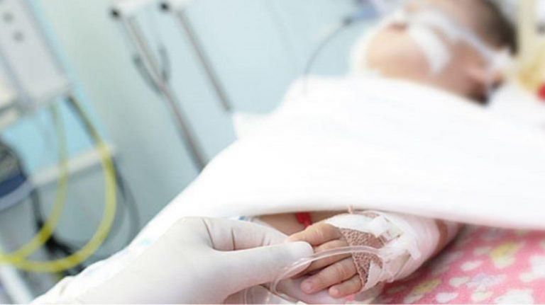 Κρήτη : Το αγοράκι που βρέθηκε στο βαρέλι έδωσε σφυγμό μετά από δύο ώρες