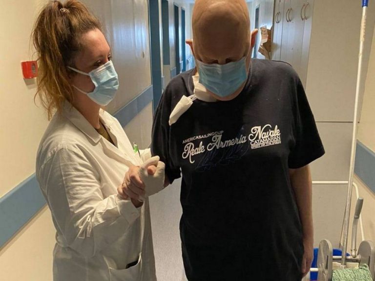 Θανάσης Μαυρίδης : Στέκεται και πάλι στα πόδια του μετά τη μάχη με τον κοροναϊό