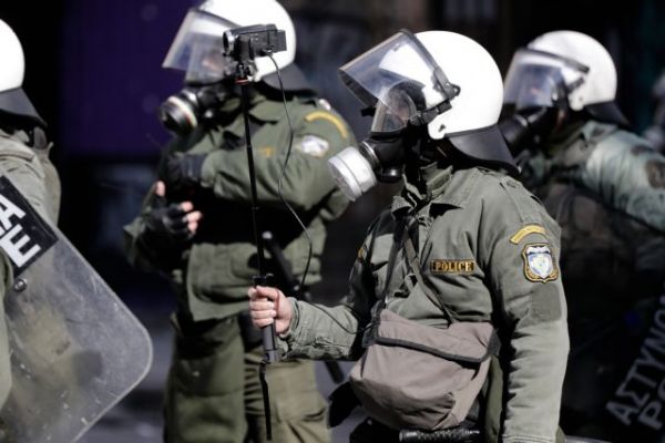 Επίσημη πρώτη για τις κάμερες σώματος σε αστυνομικούς των ΔΙΑΣ – ΟΠΚΕ