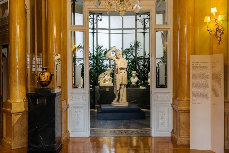 «Αρχαιολατρεία και Φιλελληνισμός»: Εντυπωσιακή έκθεση στο Μουσείο Κυκλαδικής για τα 200 χρόνια από την Επανάσταση