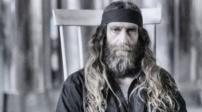 Βαγγέλης Γιακουμάκης : Συγκλονίζει ο πατέρας του, Ανδρέας -«Ο μεγαλύτερος πλούτος για μένα είναι οι άνθρωποι»