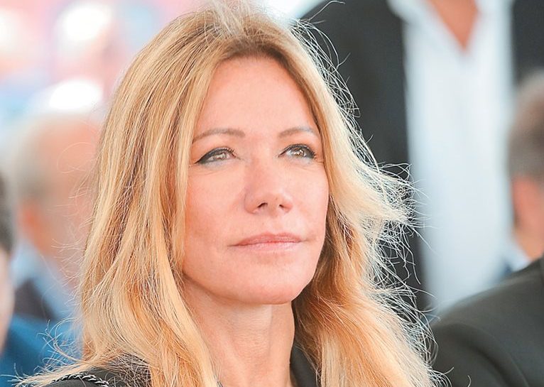 Η Μαριάννα Λάτση συζητά για την αγορά του 7% της ΓΕΚ ΤΕΡΝΑ