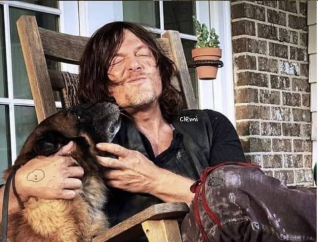 Αποκαλύφθηκε (επιτέλους) η ιστορία του σκύλου του Ντάριλ Ντίξον στη σειρά «The Walking Dead»