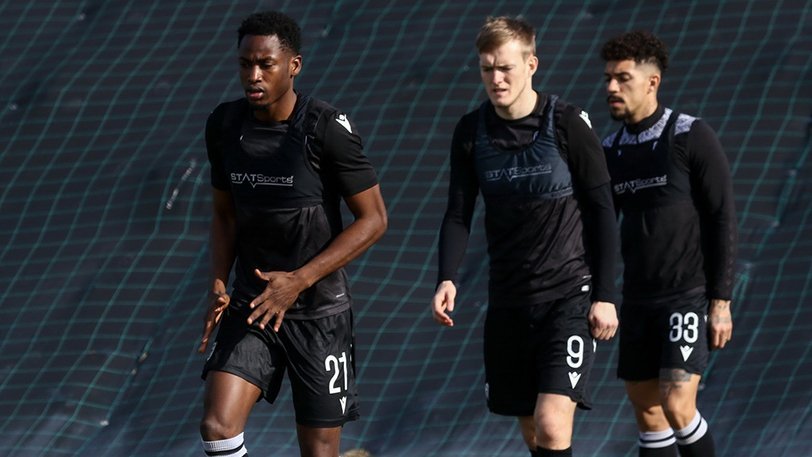 Ποιος παίκτης του ΠΑΟΚ βρίσκεται μια ανάσα από το να σταματήσει το ποδόσφαιρο