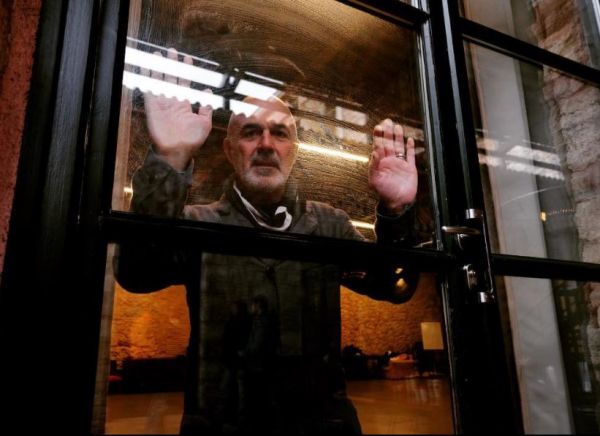 Στάθης Λιβαθινός : Σήμερα η παραίτηση από το Εθνικό Θέατρο