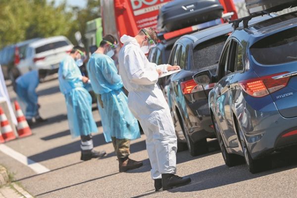 Γερμανία: Πάνω από 12.800 κρούσματα κοροναϊού σε 24 ώρες και 252 θάνατοι