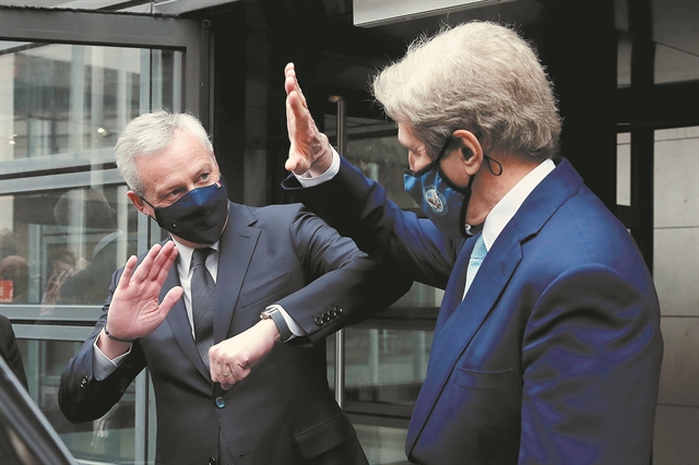 Τζον Κέρι, ένας Αμερικανός (ξανά) στο Παρίσι