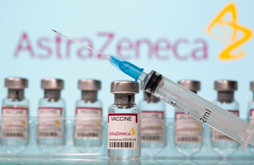 Εμβόλιο AstraZeneca : Νέο πλήγμα για την ΕΕ η άρνηση εξαγωγών από ΗΠΑ