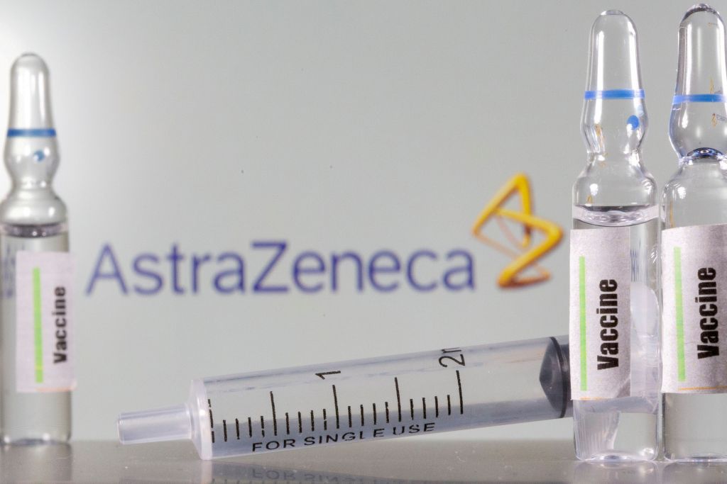 Εμβόλιο AstraZeneca: Καμία ένδειξη για κίνδυνο θρόμβωσης, διαβεβαιώνει ο ΕΜΑ
