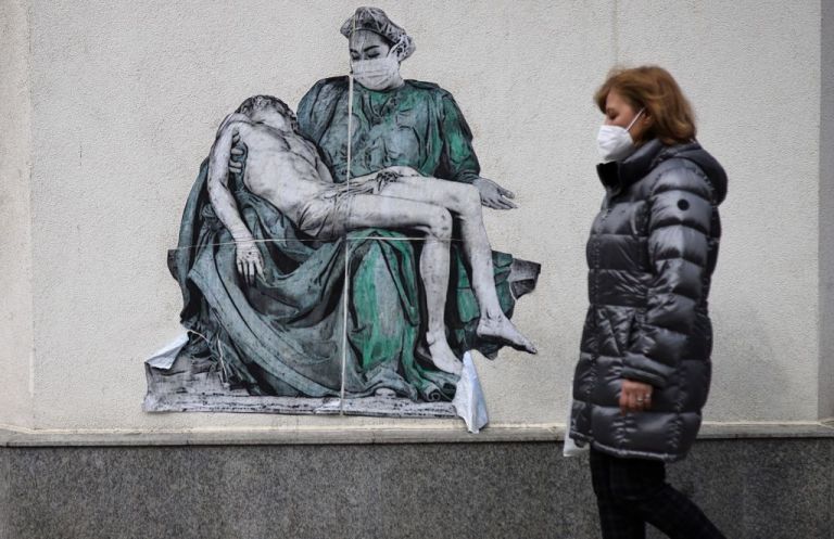 Κοντά στις 3.000 τα σημερινά κρούσματα – Δεύτερες σκέψεις για την άρση του lockdown