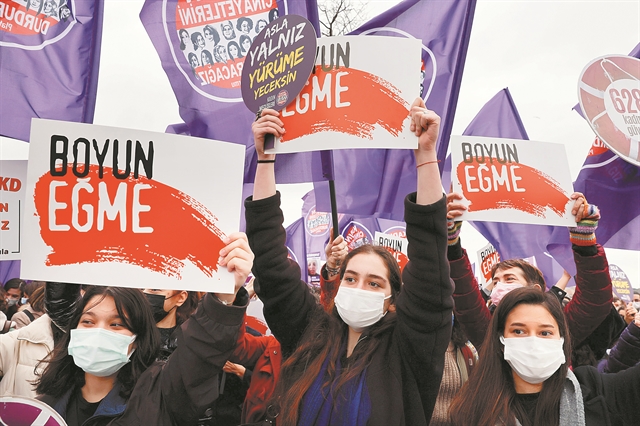 «Ερντογάν, οι γυναίκες θα κερδίσουν αυτόν τον πόλεμο!»