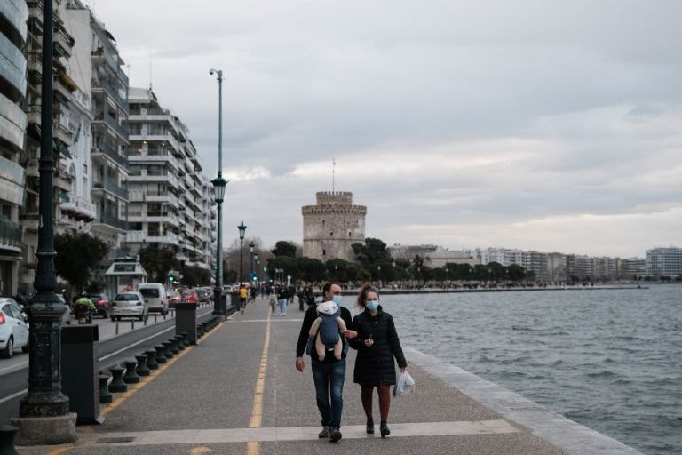 Κοροναϊός : Δύσκολα τα πράγματα και στη Θεσσαλονίκη – Τι δείχνουν τα λύματα