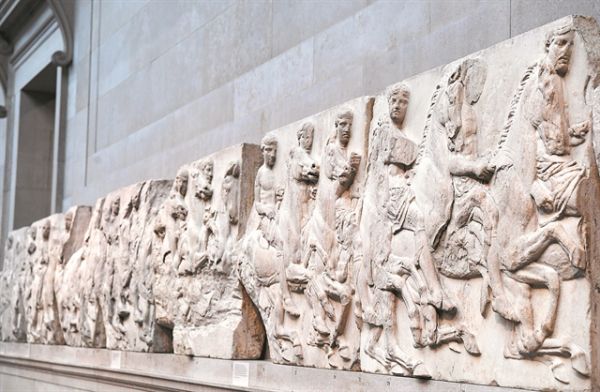 Τα Γλυπτά: ένας ολόκληρος κόσμος