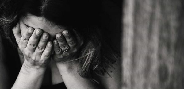 Βρετανία : Οι γυναίκες αποτελούν το 80% των θυμάτων σεξουαλικής επίθεσης