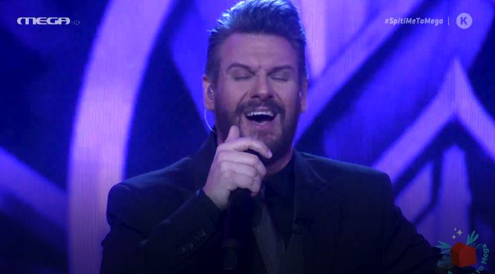 Σπίτι με το MEGA: «Ως τον ουρανό» ανεβάζει το κέφι ο Πάνος Κιάμος