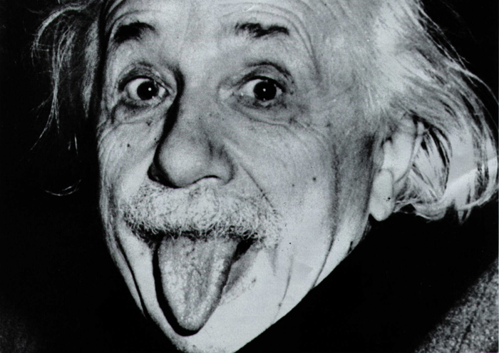 Αϊνστάιν : Γιατί έβγαλε τη γλώσσα στην κάμερα; - Η φωτογραφία που έγινε μέρος της ποπ κουλτούρας