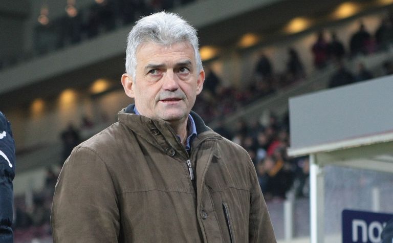 Τσιώλης : Ένα επίπεδο πάνω από όλους ο Ολυμπιακός – Θα βγει στην Ευρώπη ο Άρης