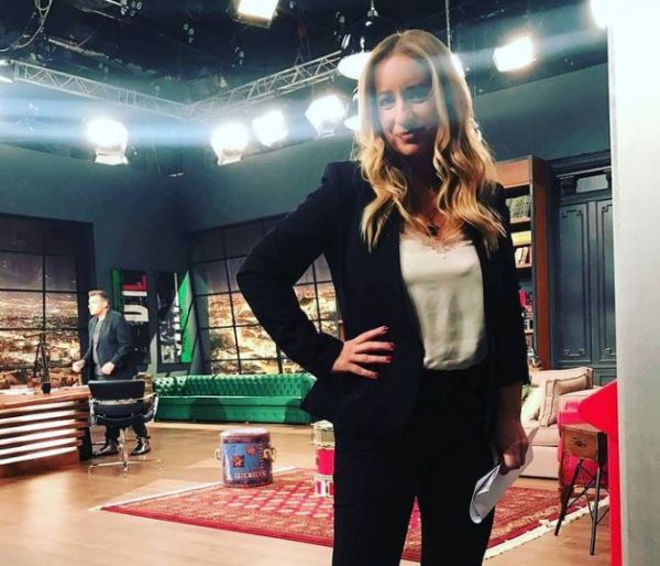 Αφροδίτη Γραμμέλη: «Καρφώνει» Δημήτρη Παπανώτα – «Οι γονείς μου με έχουν μάθει να σέβομαι τους μεγάλους ανθρώπους»