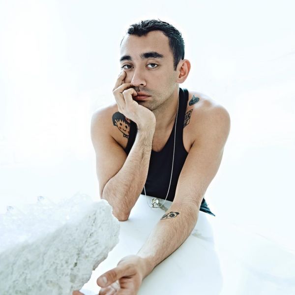 Nicola Formichetti: Ποιος είναι ο στιλίστας πίσω από τις πιο extravagant εμφανίσεις της Lady Gaga;