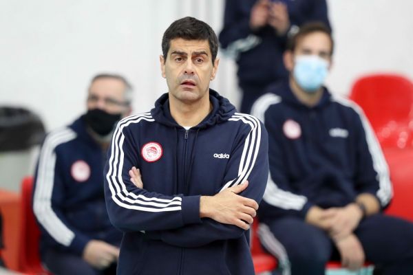 Καζάζης : «Αξίζουν συγχαρητήρια στους παίκτες μου, κοιτάμε το μέλλον με αισιοδοξία»