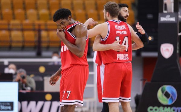 Ολυμπιακός : Το δεύτερο ημίχρονο σαν στάχτη στα μάτια…