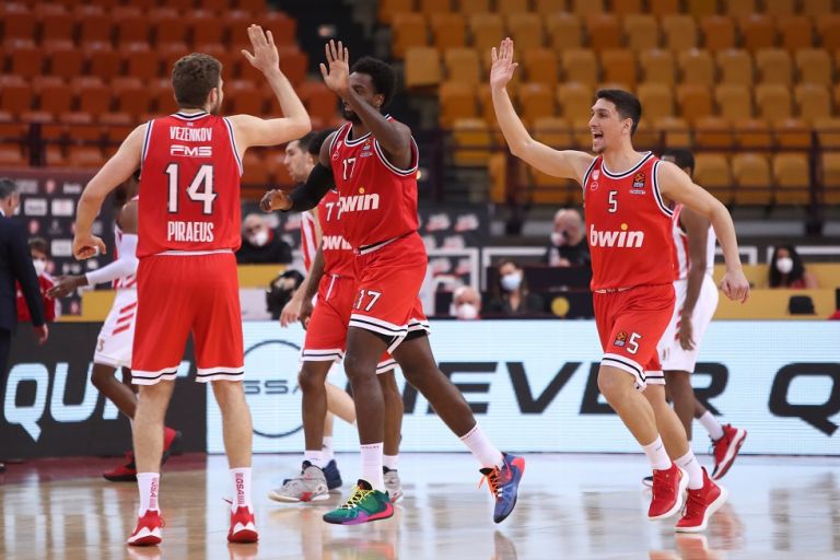 Euroleague : Με 4/4 μπορεί άραγε να ελπίζει ο Ολυμπιακός για τα πλέι-οφ;
