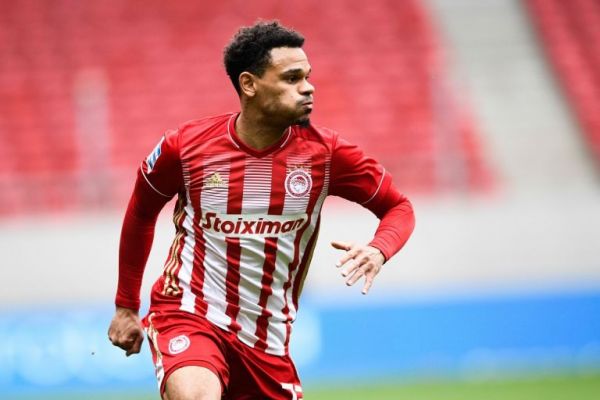 Βαρούχας : Μεγάλο λάθος του διαιτητή η αποβολή του Λαλά