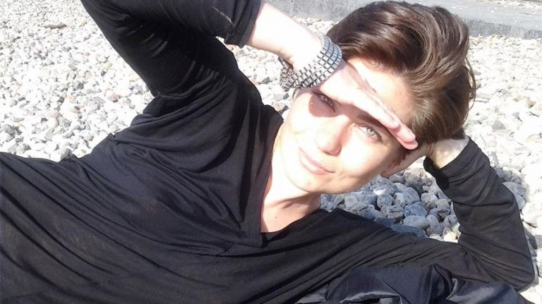 Δημήτρης Κουφοντίνας : Καθηγήτρια της Ανωτάτης Σχολής Καλών Τεχνών κάνει απεργία πείνας