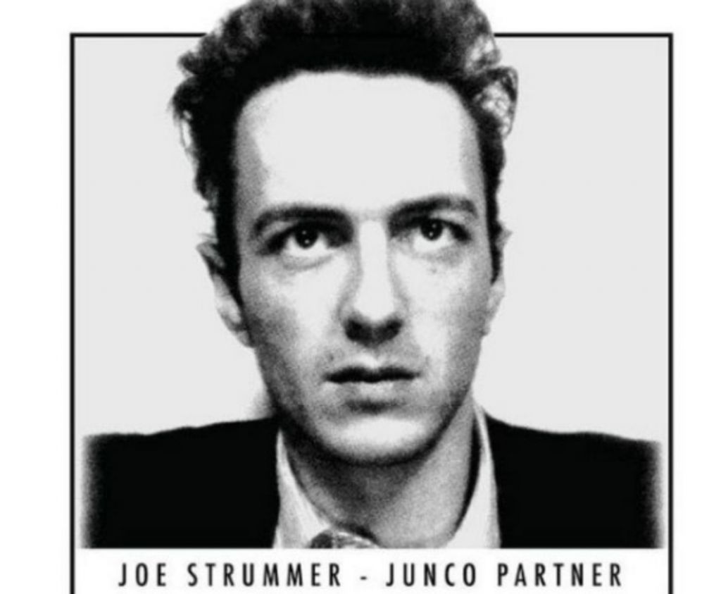 Junco Partner :  Σε ακουστική εκδοχή από τον Joe Strummer των The Clash