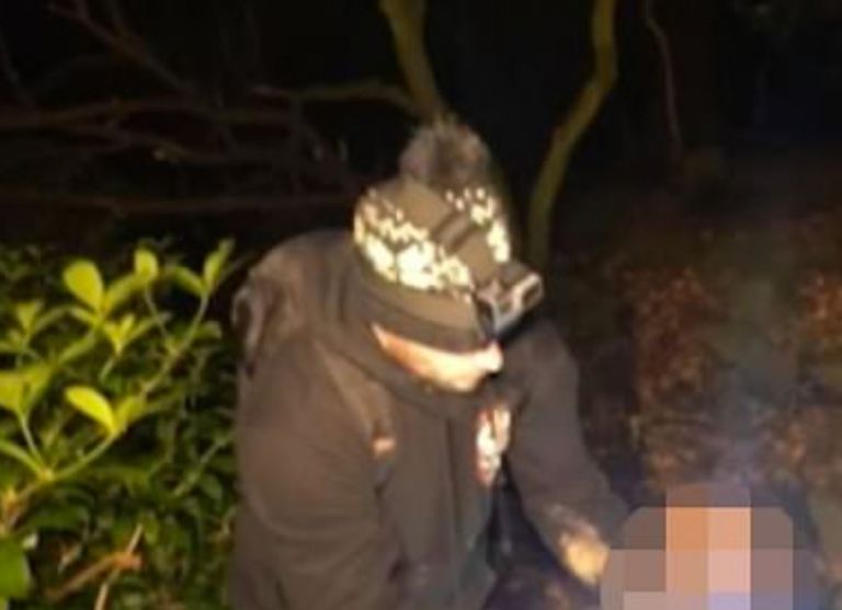 Μακάβρια ανακάλυψη: YouTubers επιδεικνύουν ανθρώπινο κρανίο στην κάμερα