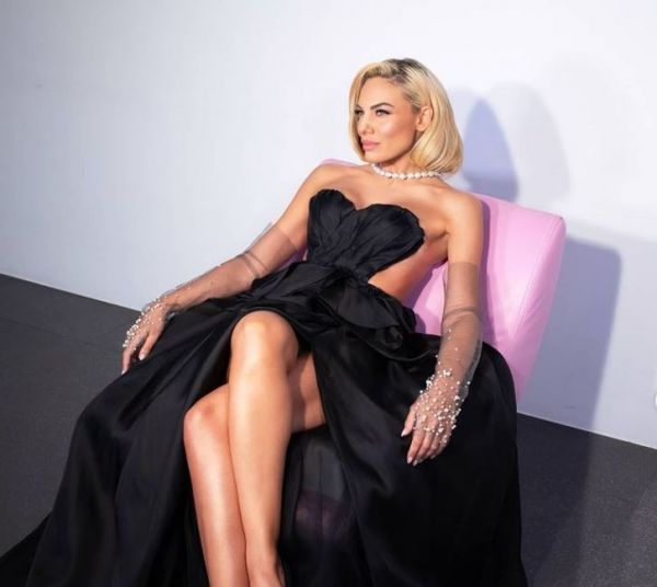 Ιωάννα Μαλέσκου: Τρίζει η καρέκλα της στο γυαλί;