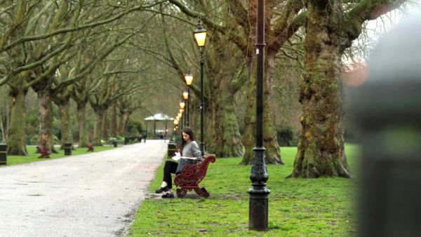 «Καρτ ποστάλ»: Ξεκινούν στην Κρήτη τα γυρίσματα της νέας σειράς μυθοπλασίας της ΕΡΤ