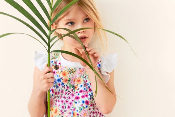 Η H&M Kids στην πιο βιώσιμη συνεργασία της με την εικονογράφο Angela McKay