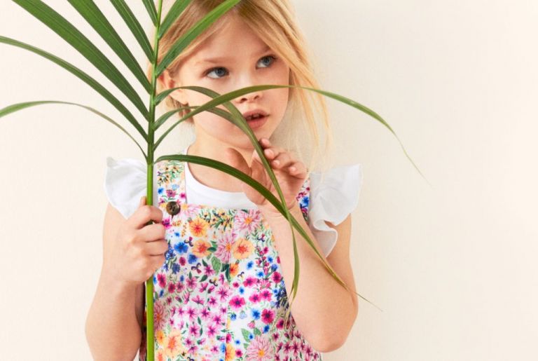 Η H&M Kids στην πιο βιώσιμη συνεργασία της με την εικονογράφο Angela McKay