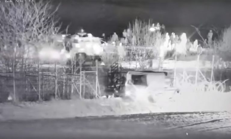 Το βαρύ πυροβολικό του Ερντογάν που προσπάθησε να ρίξει το φράχτη στα σύνορα