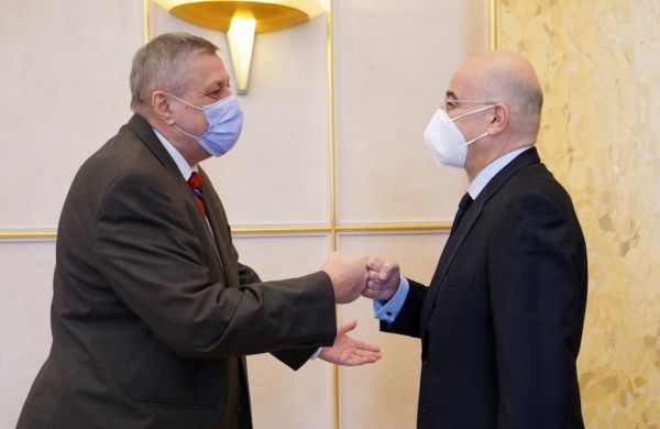 Δένδιας : Συνάντηση με τον Ειδικό Απεσταλμένο του ΟΗΕ για την Λιβύη