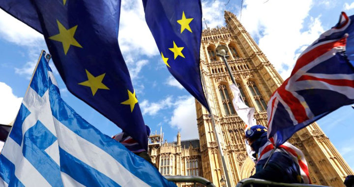 Έρευνα: Γιατί πηγαίνουν οι Έλληνες στο Ηνωμένο Βασίλειο και για ποιο λόγο θα επέστρεφαν