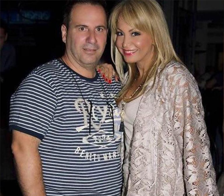 Η Τέτα Καμπουρέλη για τη σύλληψη του συζύγου της: «Δεν ισχύει τίποτα, ήταν παγίδα»