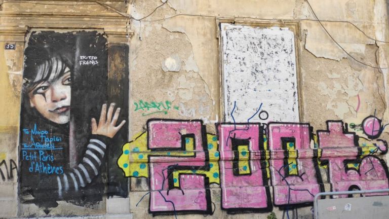 Δημήτρης Λιγνάδης : Οι «ψίθυροι» για παρενοχλήσεις παιδιών αντηχούν στα στενά του Αγίου Παύλου