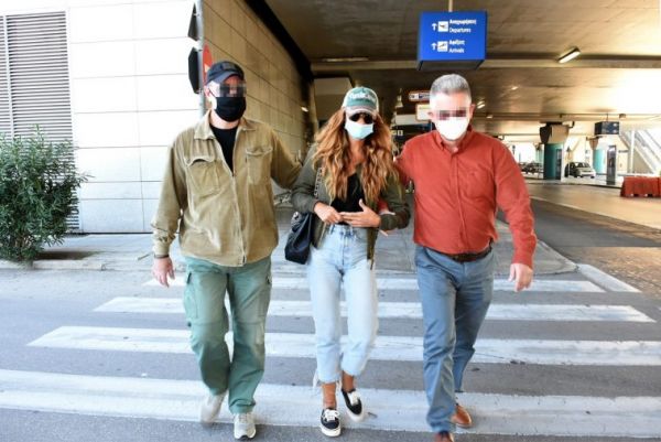 Έφαγε κράξιμο η Σαλαγκούδη για την σνομπ απόβασή της στην Ελλάδα