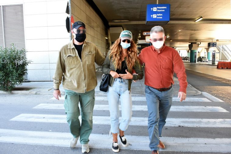 Έφαγε κράξιμο η Σαλαγκούδη για την σνομπ απόβασή της στην Ελλάδα