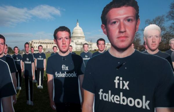 Facebook : Εργαλεία ανάπτυξης η… πόλωση και η παραπληροφόρηση