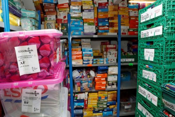 Κοροναϊός – Γαλλία : Περισσότεροι από τους μισούς νέους ενήλικες δεν έχουν να φάνε