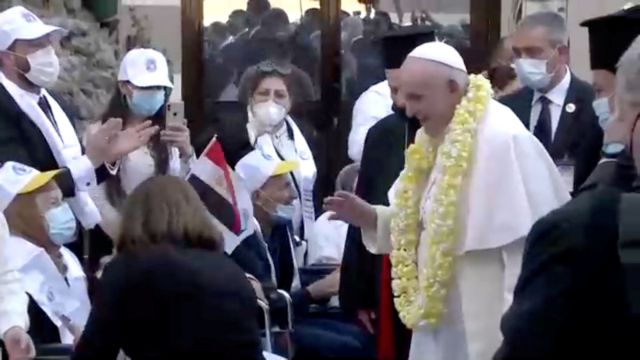 Πάπας Φραγκίσκος : «Ας σιγήσουν τα όπλα»